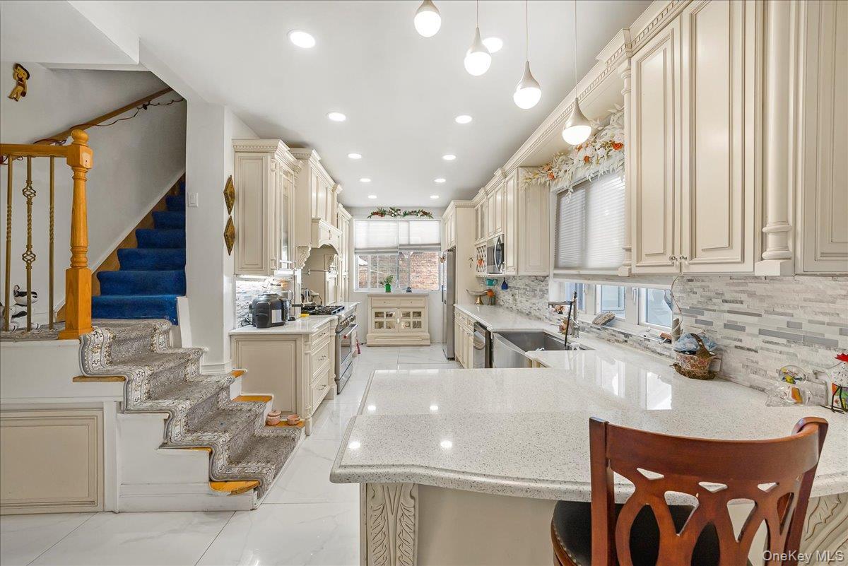 Single Family 87th  Queens, NY 11418, MLS-910020-11