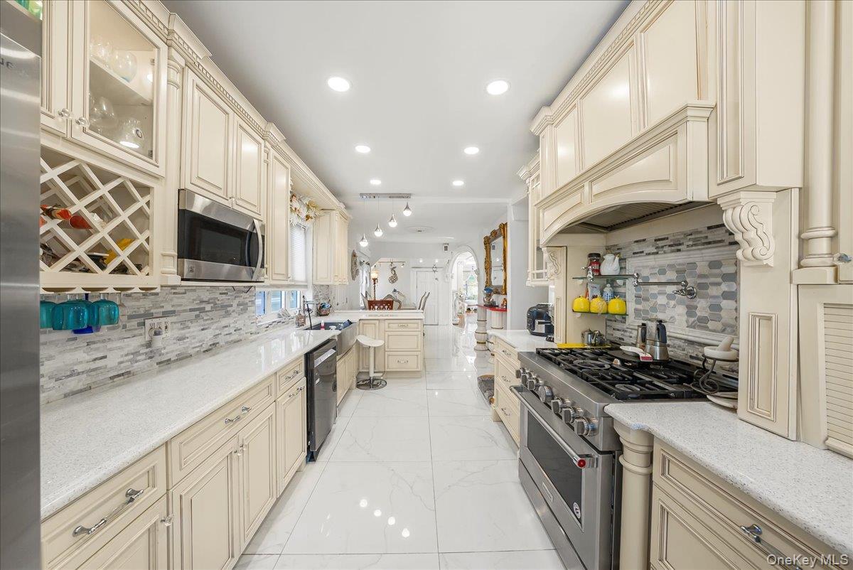 Single Family 87th  Queens, NY 11418, MLS-910020-14