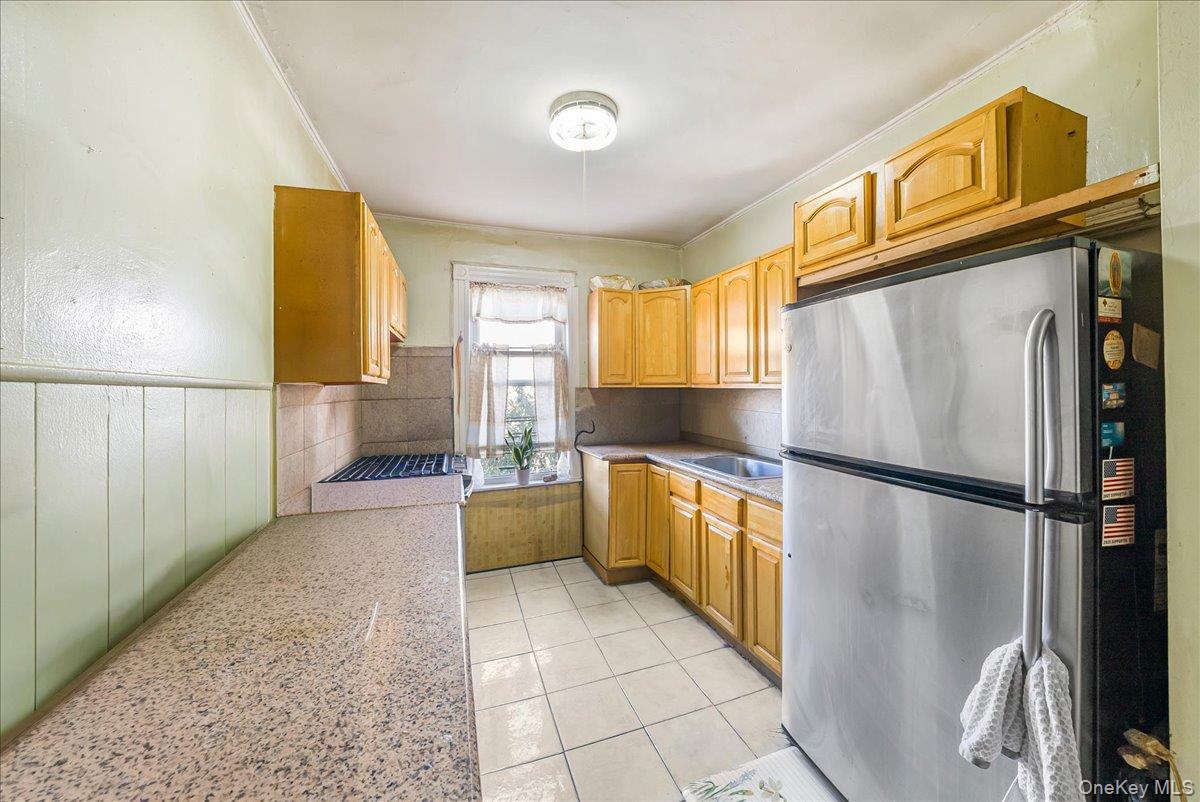 Single Family 87th  Queens, NY 11418, MLS-910020-27