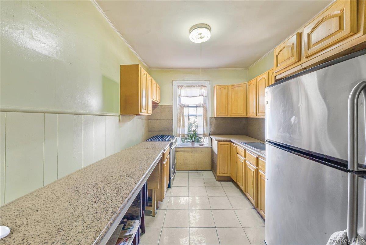 Single Family 87th  Queens, NY 11418, MLS-910020-28