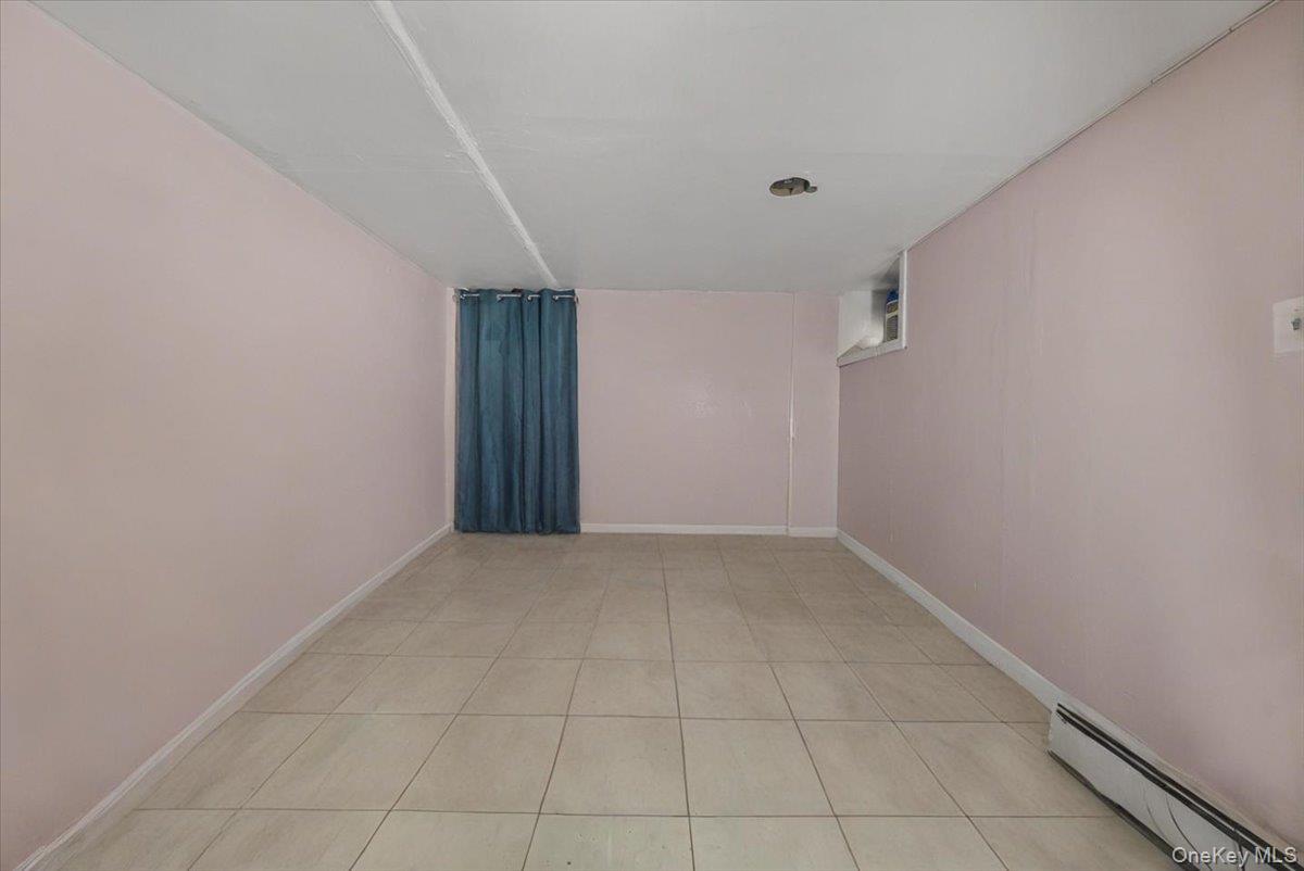 Single Family 87th  Queens, NY 11418, MLS-910020-36