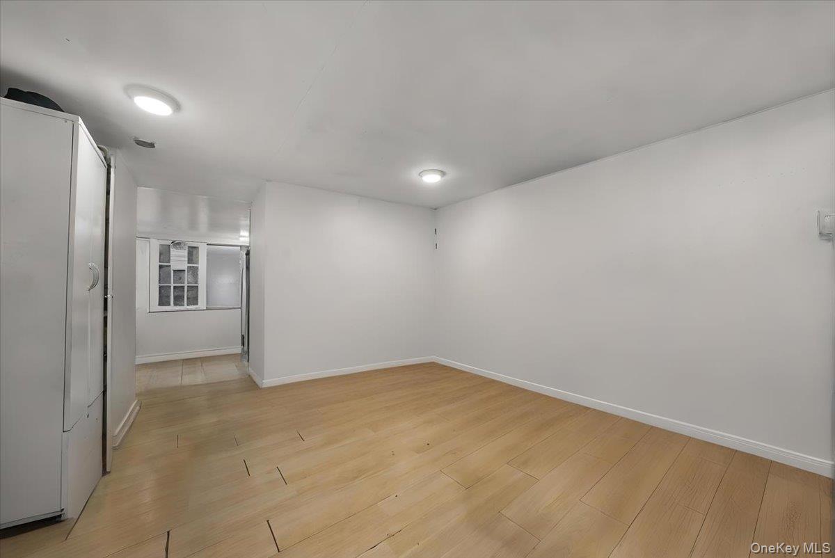 Single Family 87th  Queens, NY 11418, MLS-910020-39