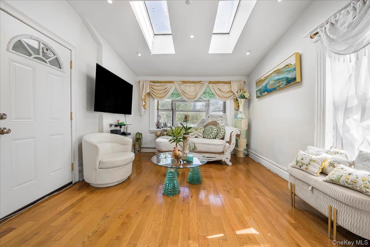 Single Family 87th  Queens, NY 11418, MLS-910020-4