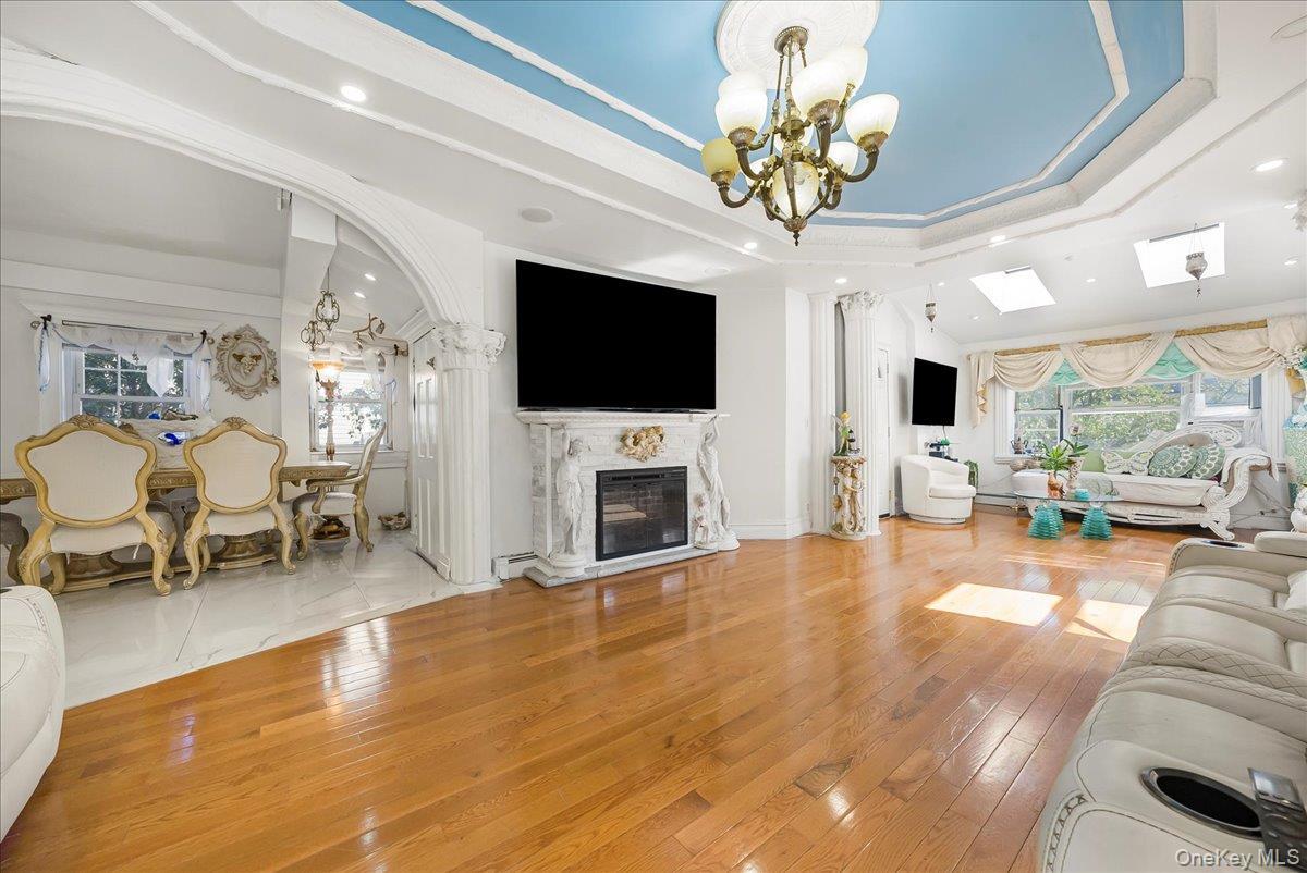 Single Family 87th  Queens, NY 11418, MLS-910020-6