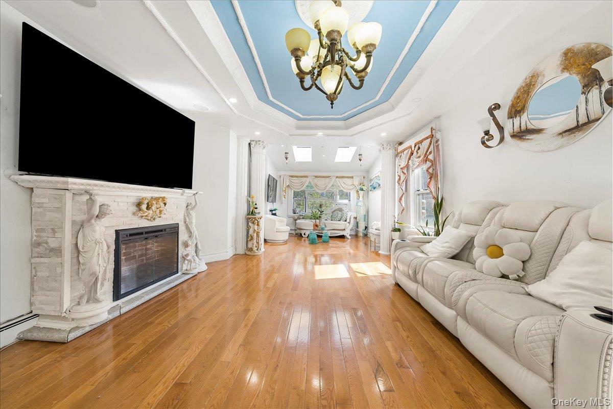 Single Family 87th  Queens, NY 11418, MLS-910020-7