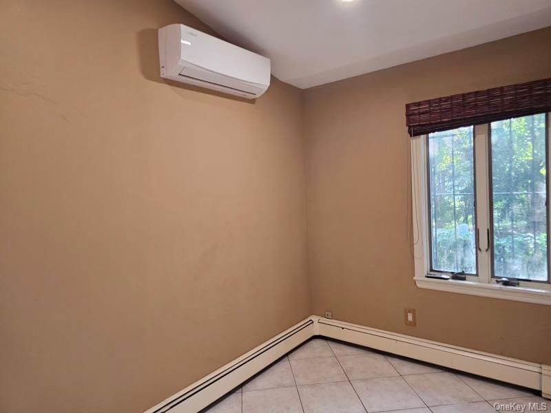 Single Family Clintonville Queens, NY 11357, MLS-910055-10