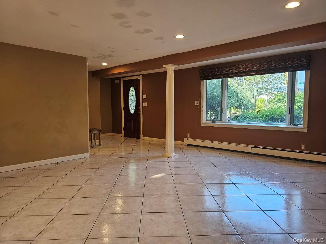 Single Family Clintonville Queens, NY 11357, MLS-910055-4