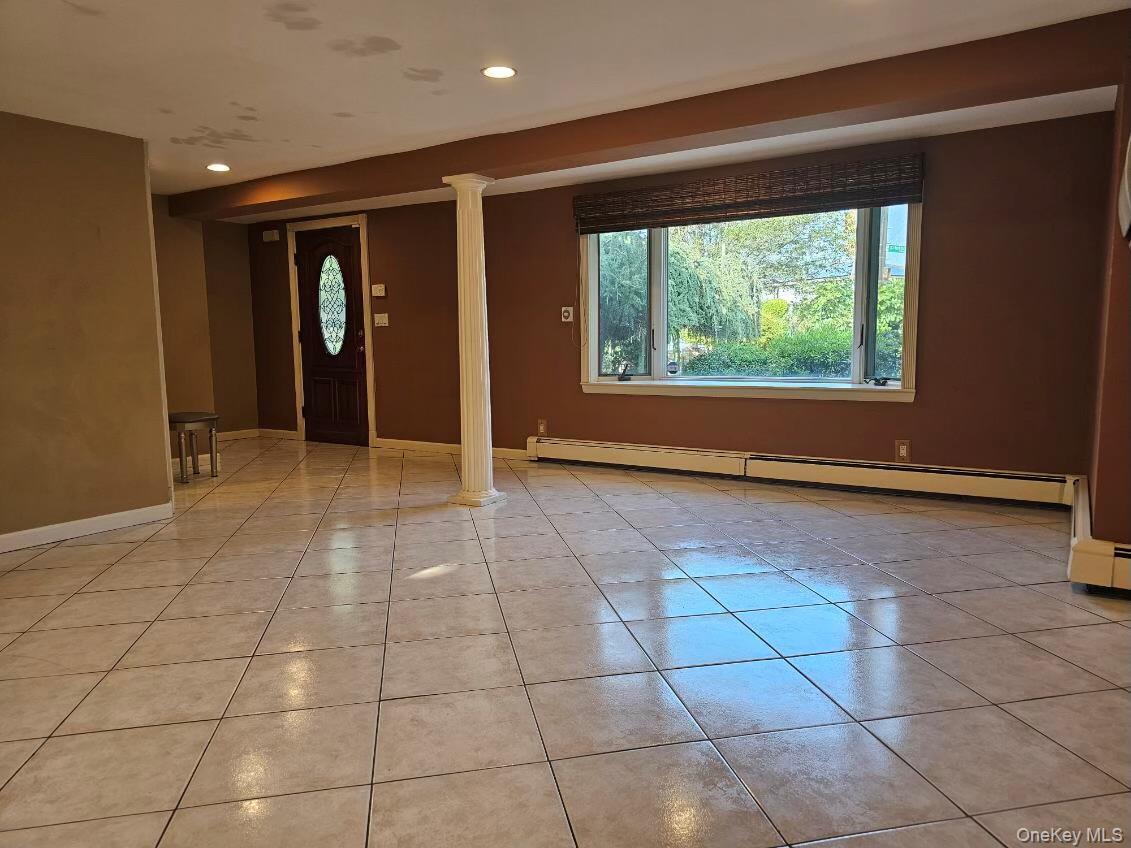 Single Family Clintonville Queens, NY 11357, MLS-910055-5