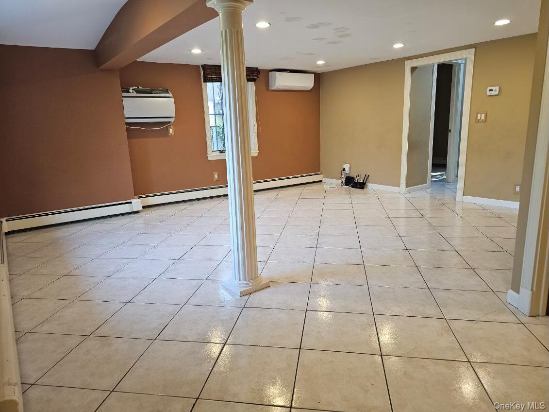 Single Family Clintonville Queens, NY 11357, MLS-910055-7