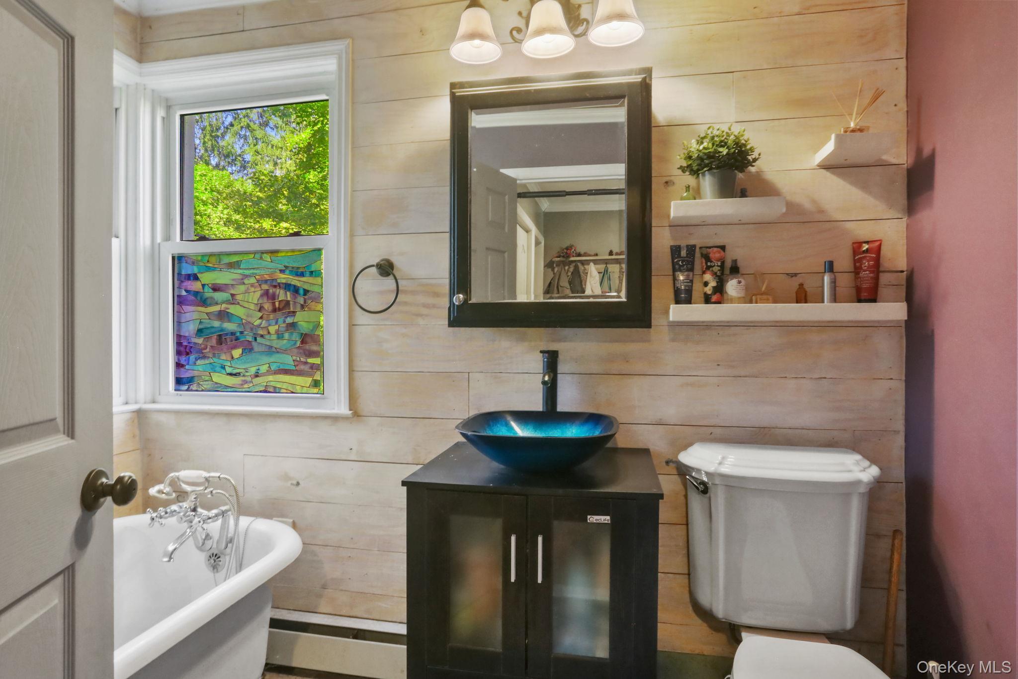 Single Family Chestnut Ridge  Dutchess County, NY 12522, MLS-910057-20