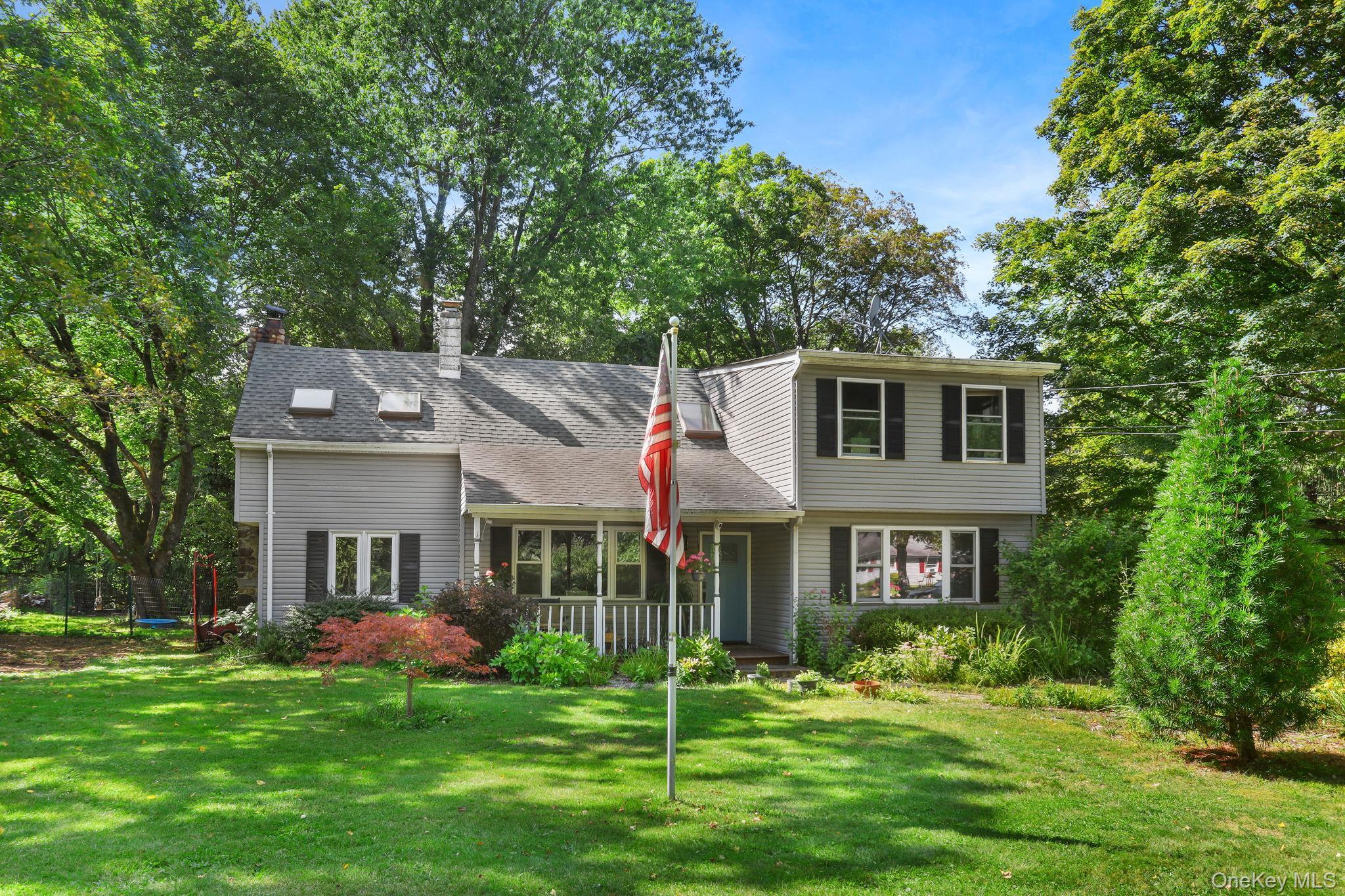 Single Family Chestnut Ridge  Dutchess County, NY 12522, MLS-910057-3