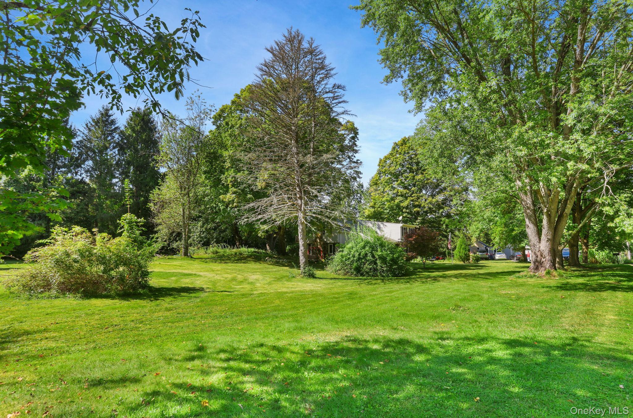 Single Family Chestnut Ridge  Dutchess County, NY 12522, MLS-910057-38