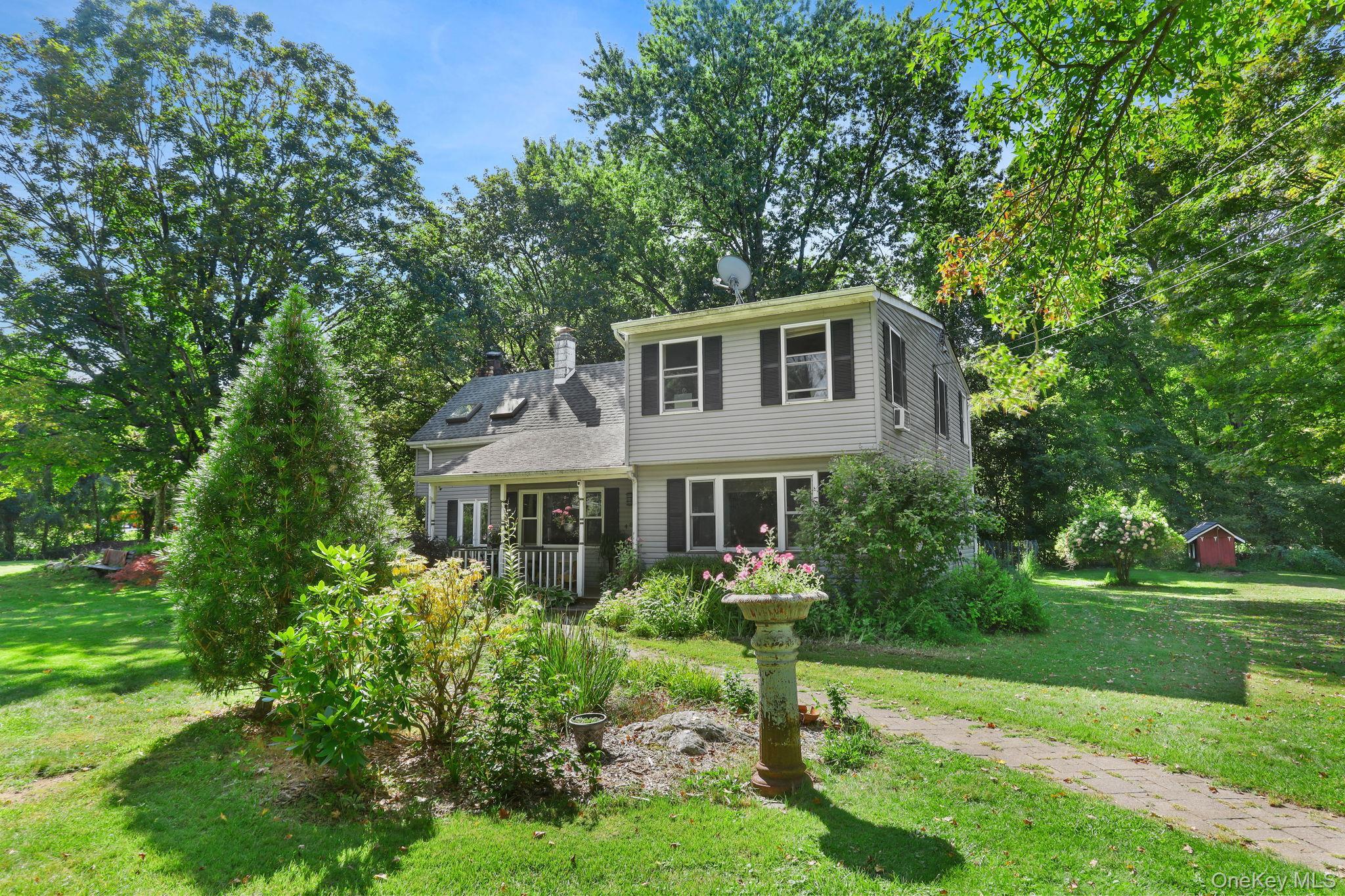 Single Family Chestnut Ridge  Dutchess County, NY 12522, MLS-910057-4