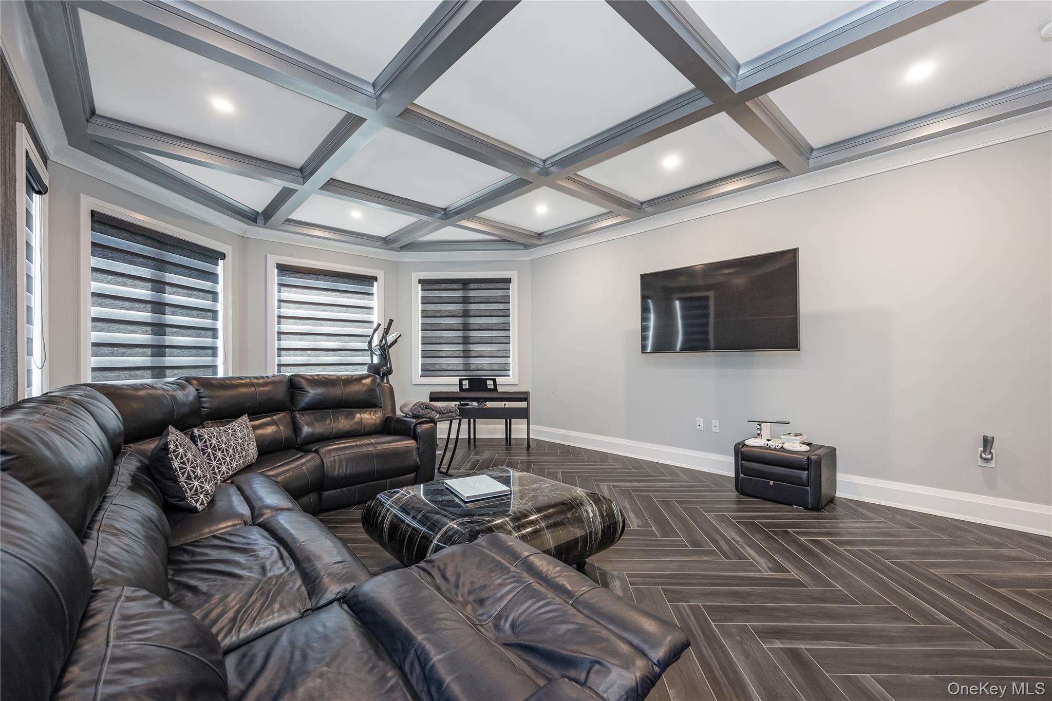 Single Family Nero Queens, NY 11423, MLS-910069-16