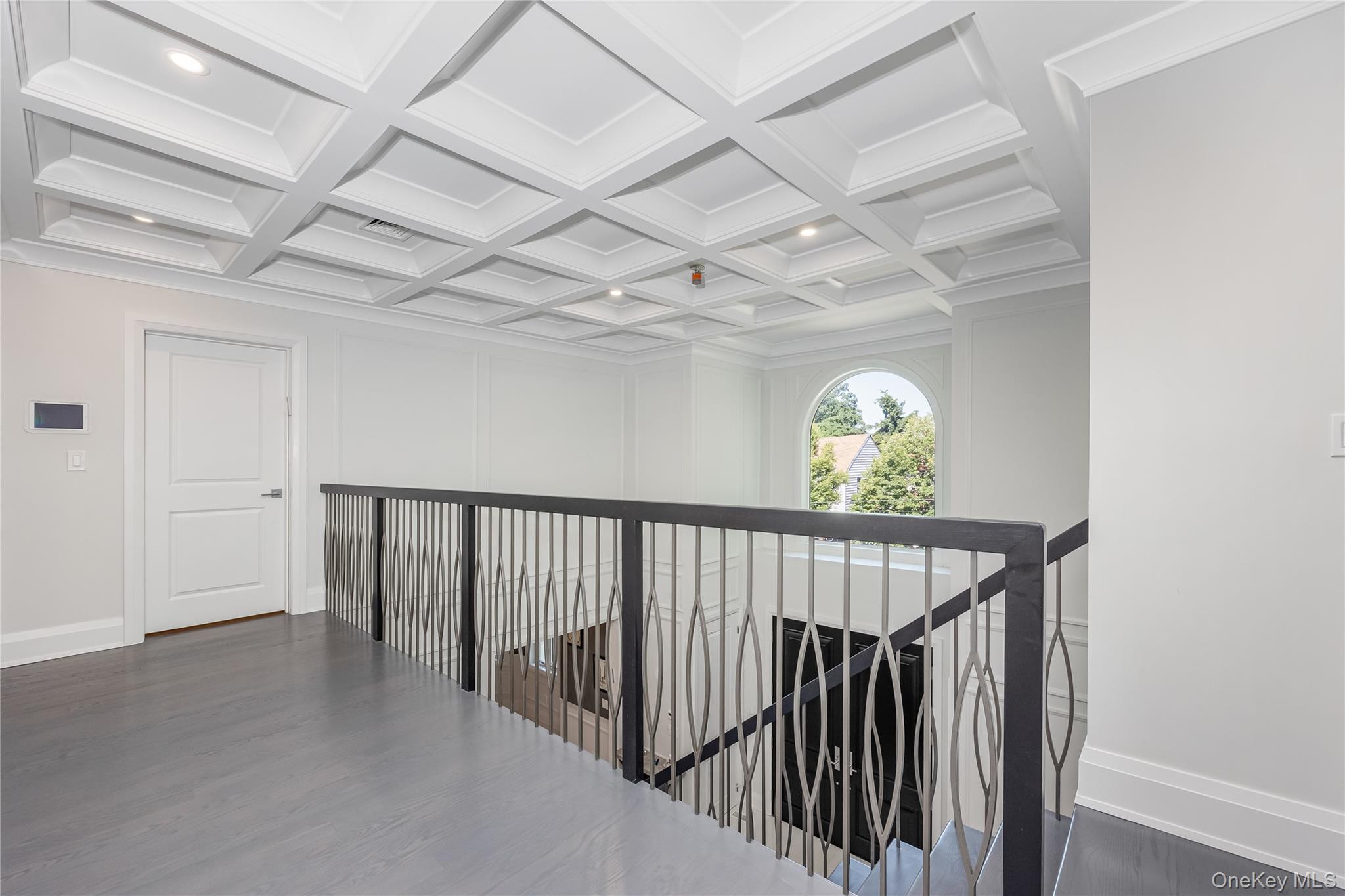 Single Family Nero Queens, NY 11423, MLS-910069-25