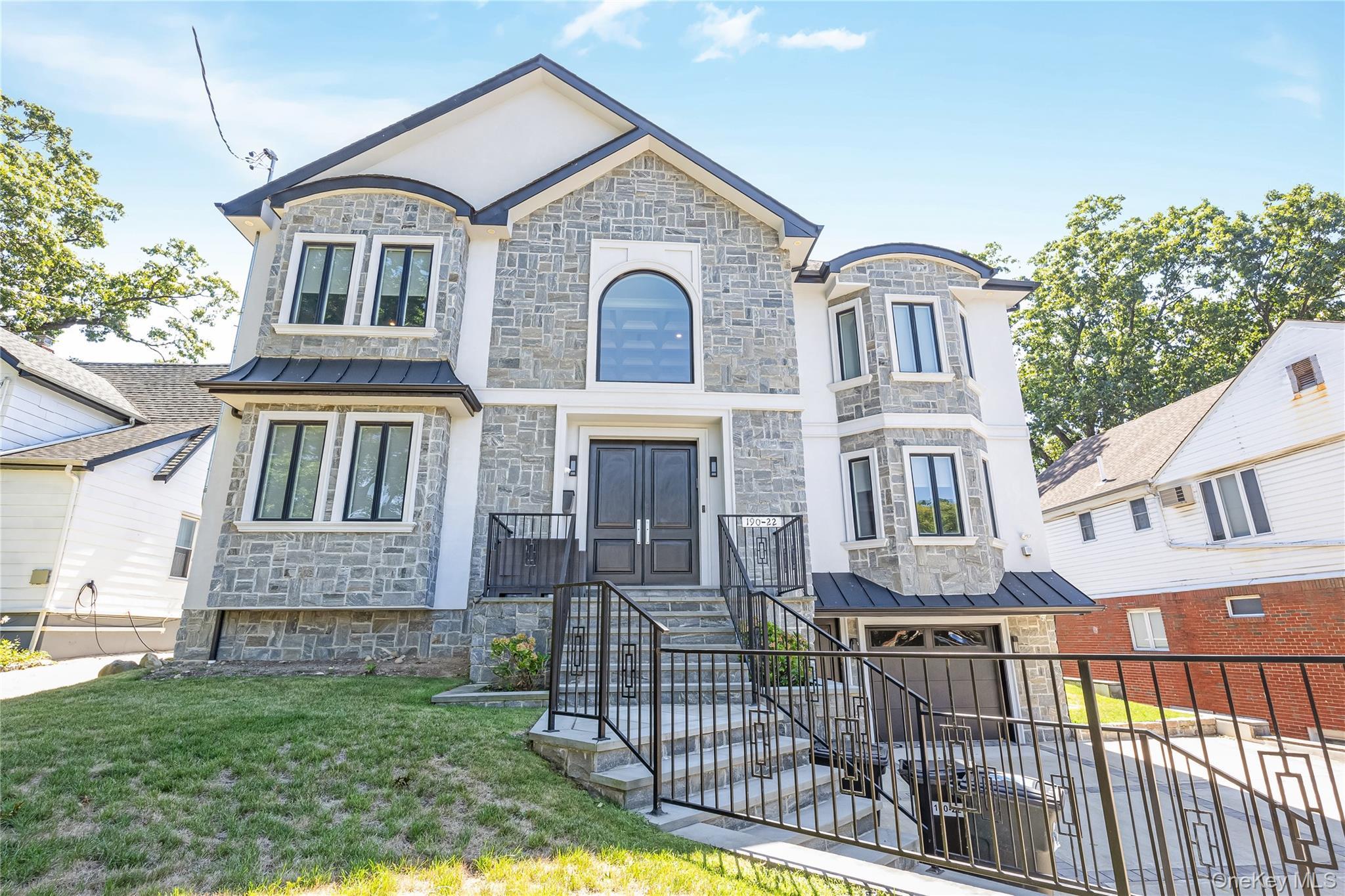 Single Family Nero Queens, NY 11423, MLS-910069-37