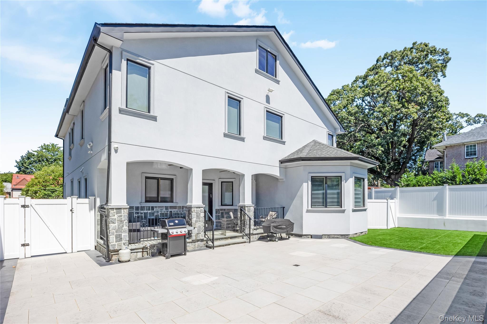 Single Family Nero Queens, NY 11423, MLS-910069-41