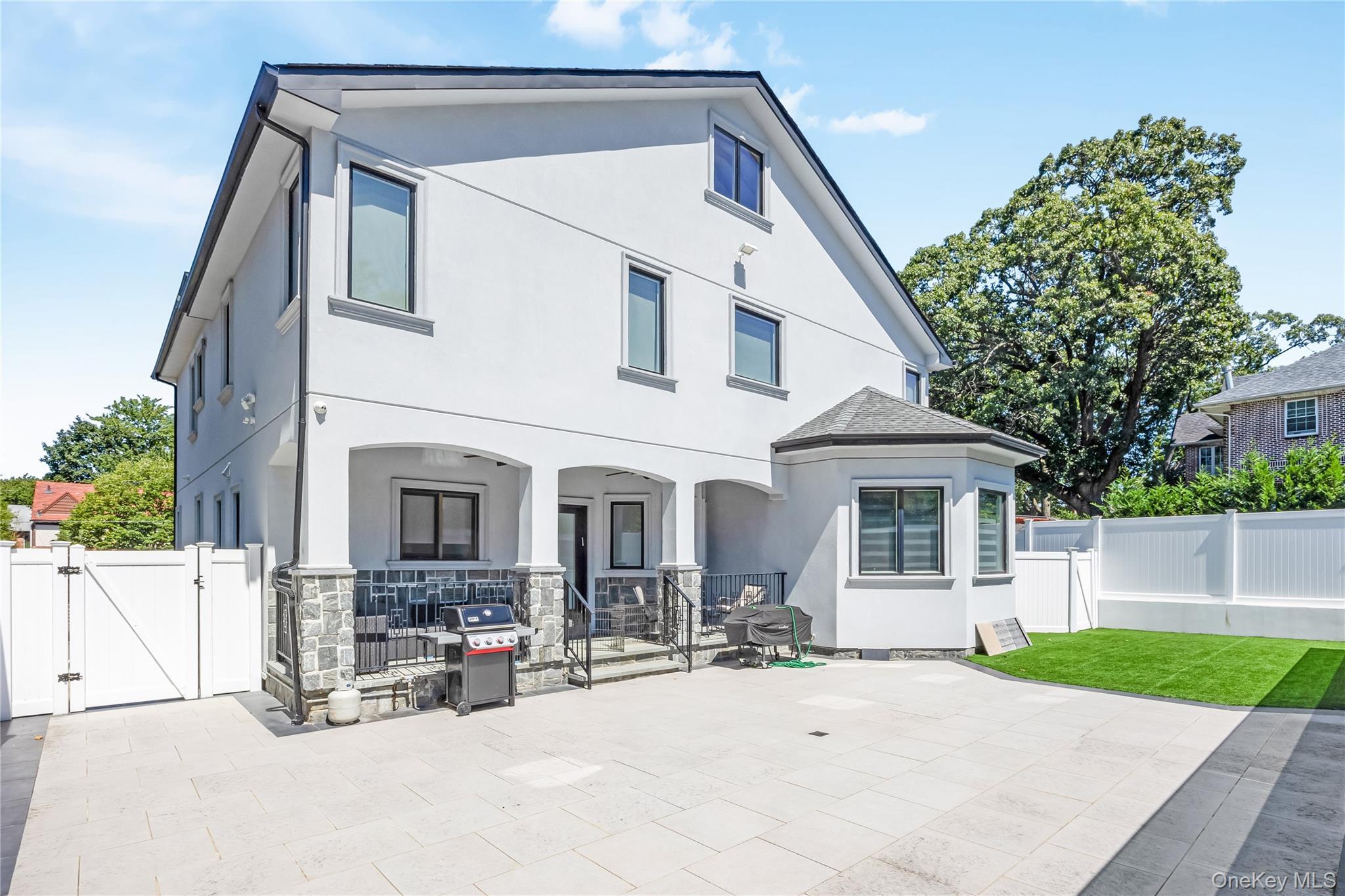 Single Family Nero Queens, NY 11423, MLS-910069-42