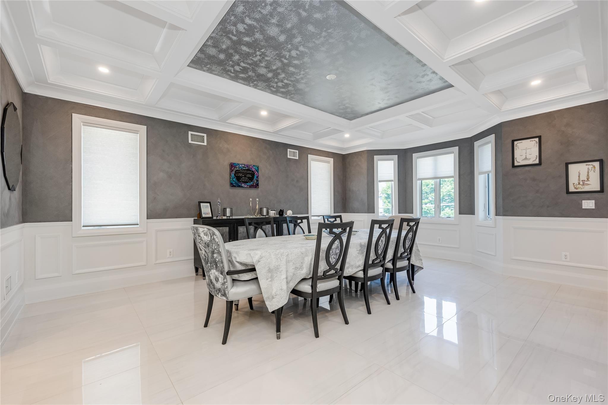 Single Family Nero Queens, NY 11423, MLS-910069-5