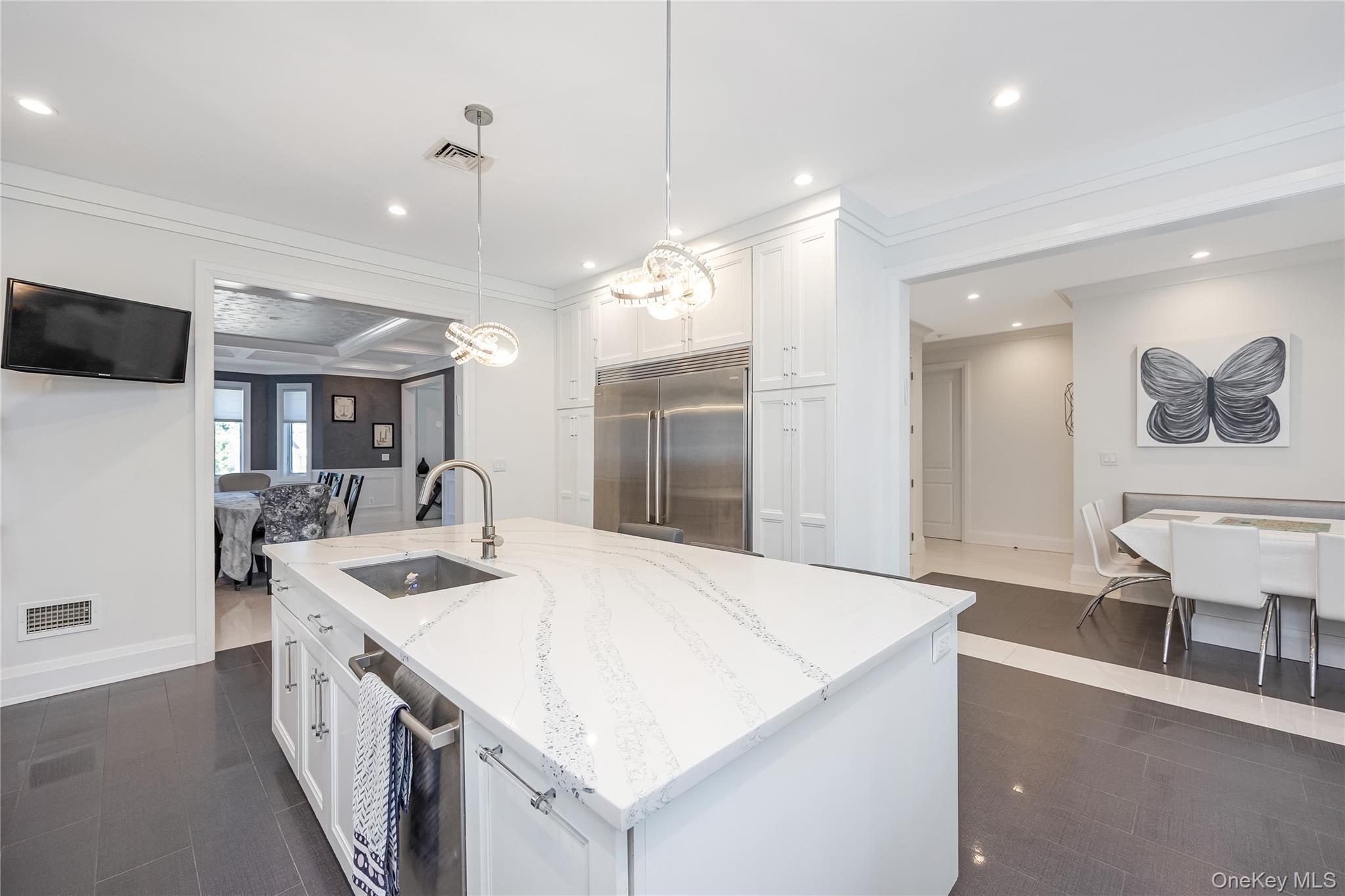 Single Family Nero Queens, NY 11423, MLS-910069-9