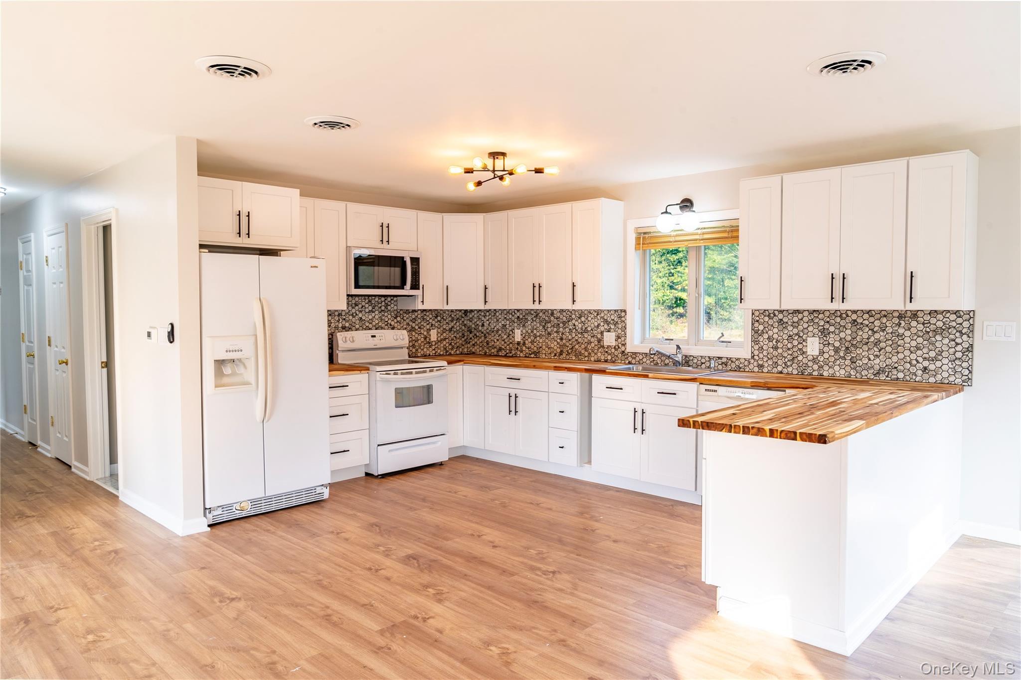 Single Family Wade  Sullivan County, NY 12754, MLS-910071-6