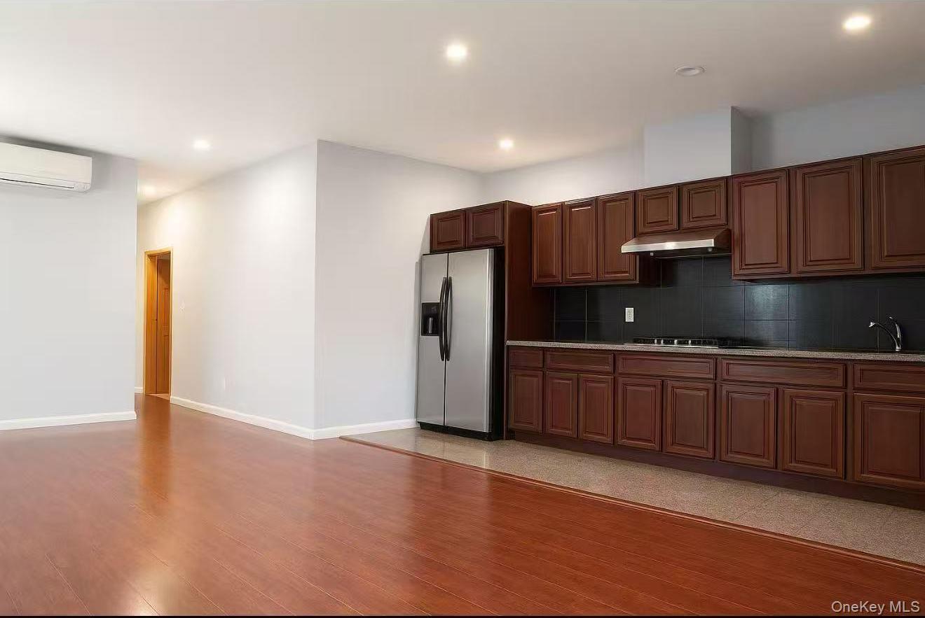 Single Family 35 Ave Queens, NY 11361, MLS-910074-3