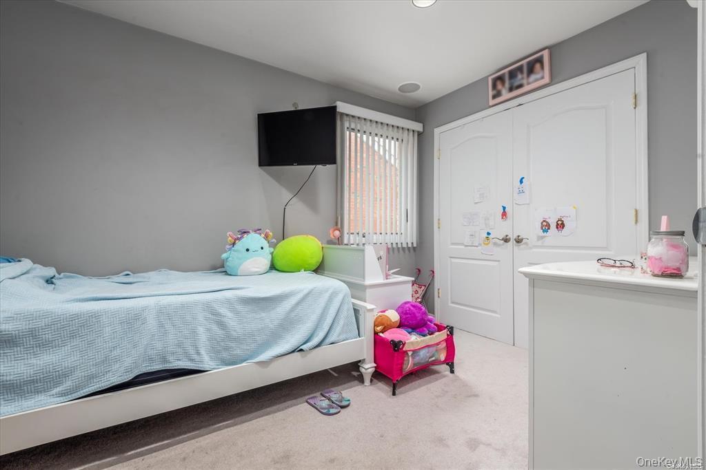 Single Family 95th Queens, NY 11414, MLS-910078-14