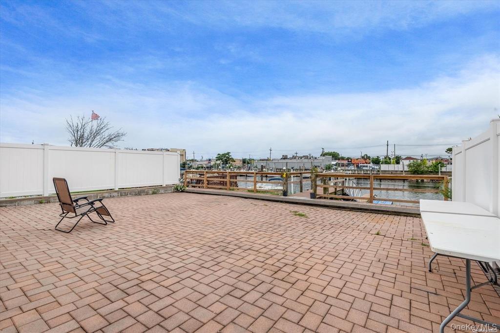 Single Family 95th Queens, NY 11414, MLS-910078-23