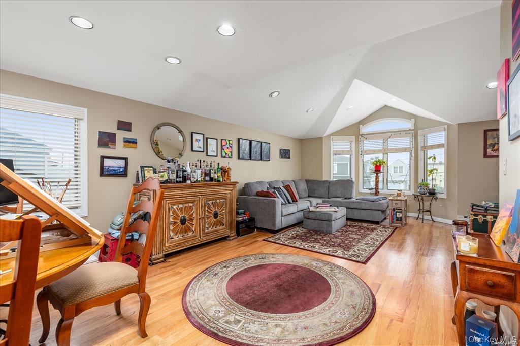 Single Family 95th Queens, NY 11414, MLS-910078-4