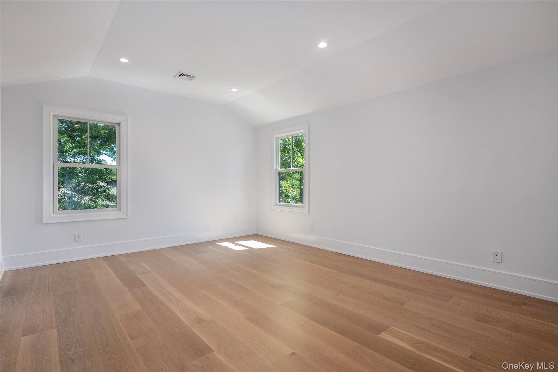 Single Family Hewlett Nassau County, NY 11050, MLS-910088-17