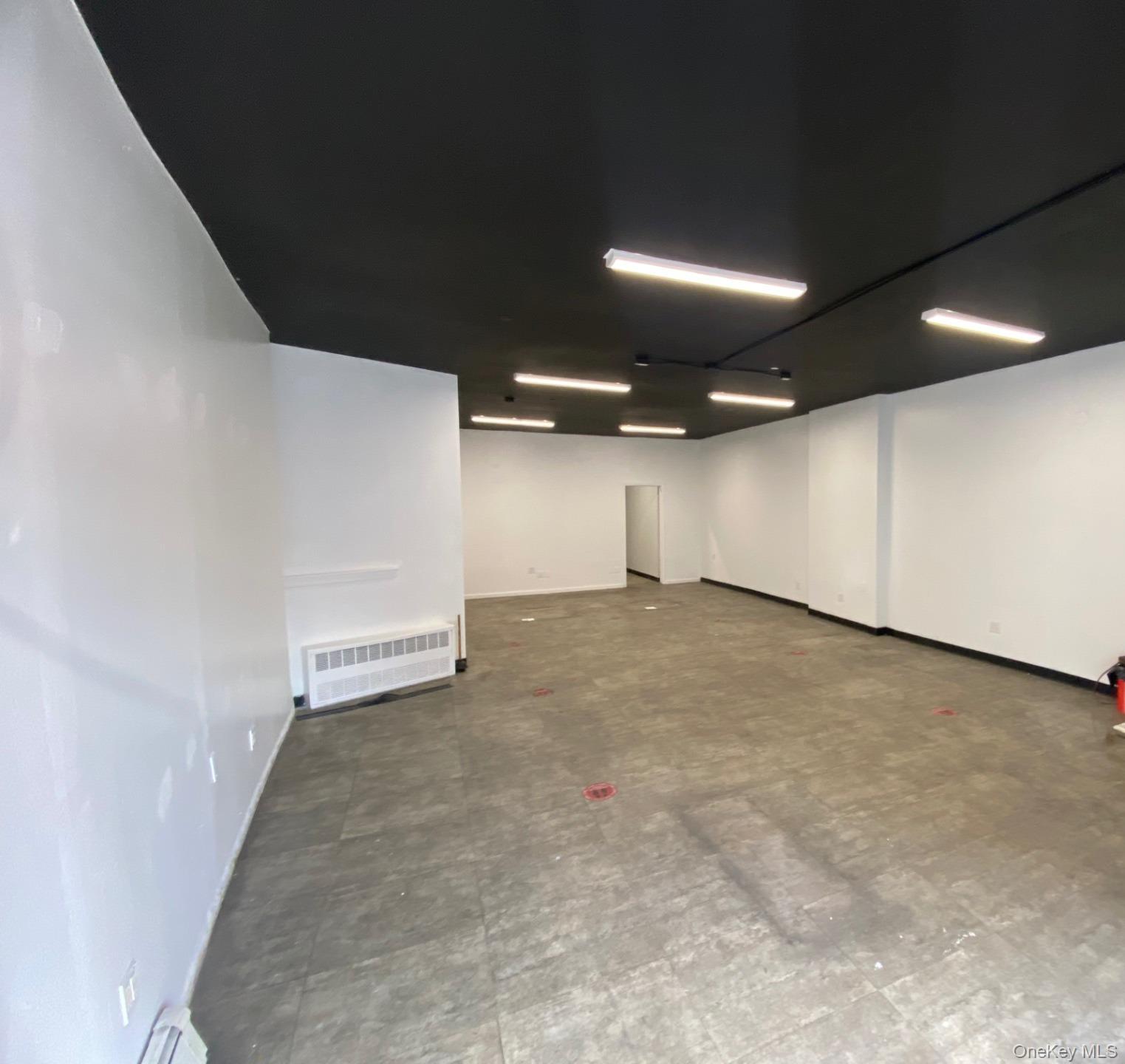 Commercial Lease Claremont  Bronx, NY 10457, MLS-910119-4