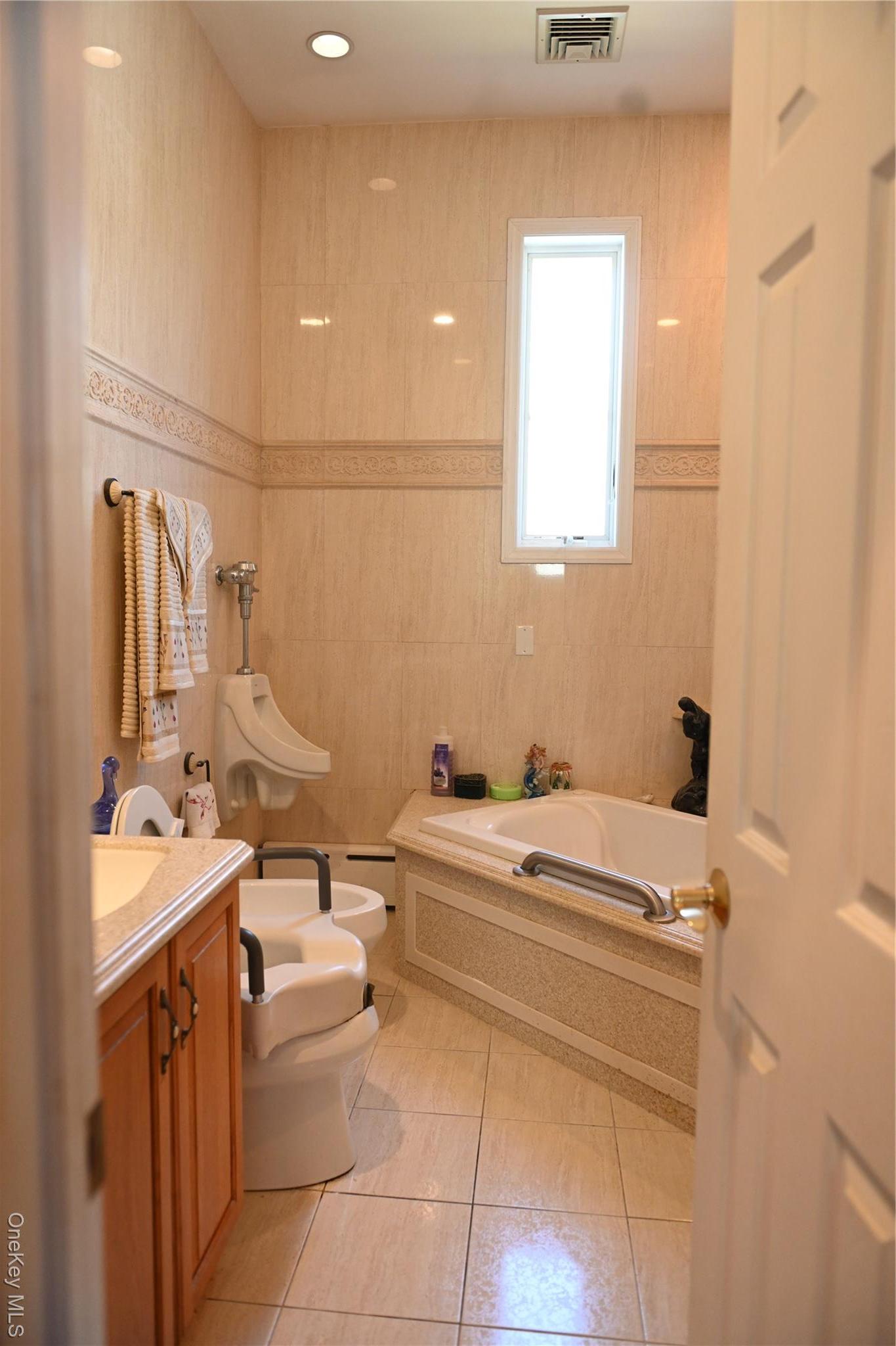 Single Family Riviera  Suffolk County, NY 11951, MLS-910153-14