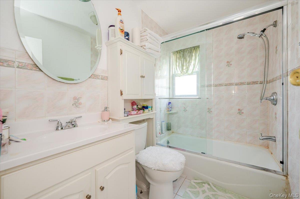 Single Family Milburn  Queens, NY 11413, MLS-910225-14