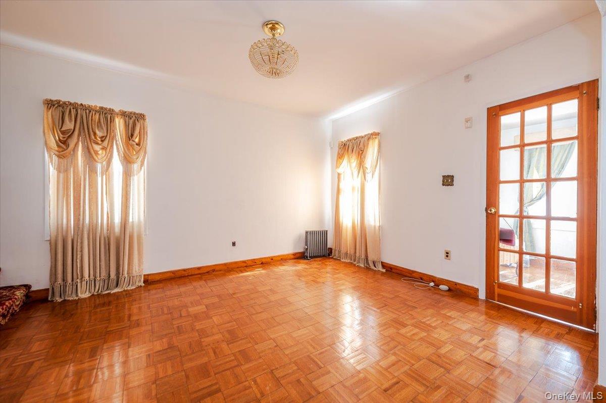 Single Family Milburn  Queens, NY 11413, MLS-910225-4