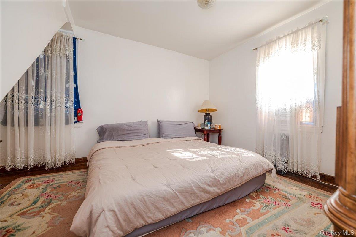 Single Family Milburn  Queens, NY 11413, MLS-910225-9