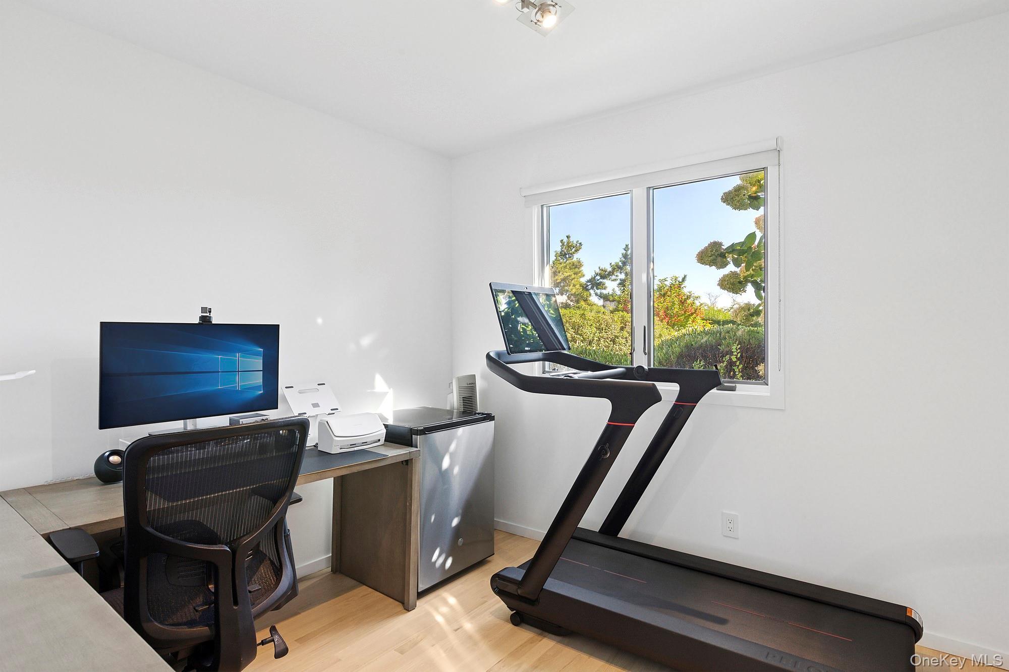 Single Family Bayberry Suffolk County, NY 11960, MLS-910248-16