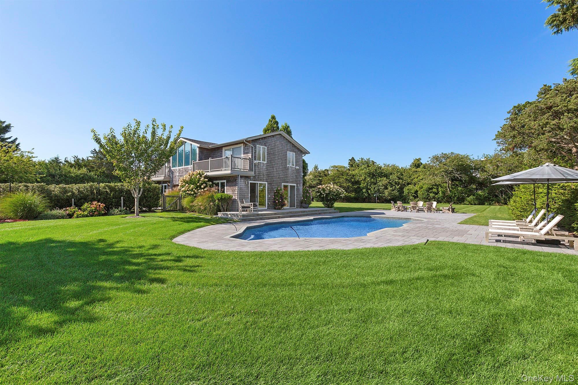 Single Family Bayberry Suffolk County, NY 11960, MLS-910248-19