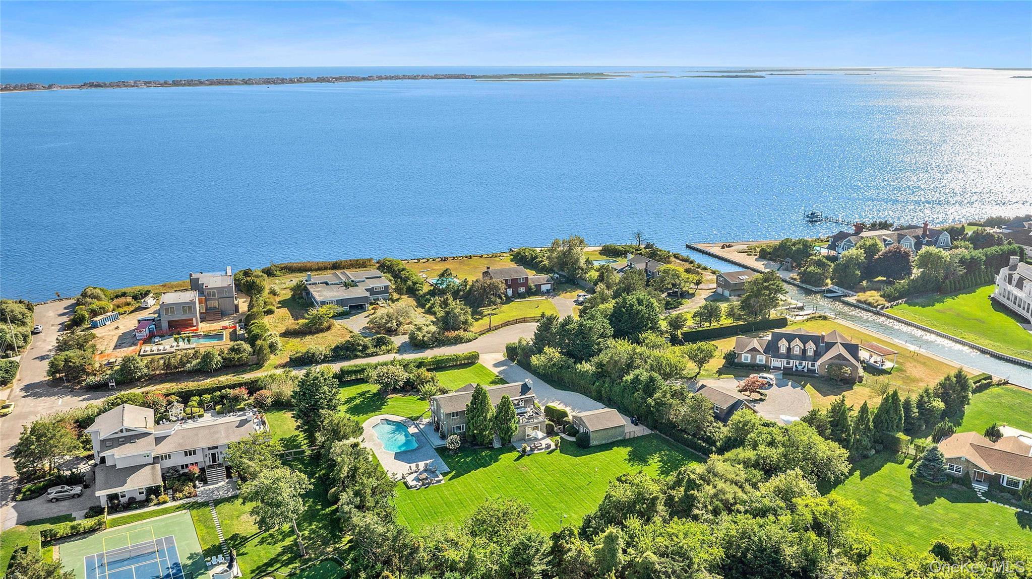 Single Family Bayberry Suffolk County, NY 11960, MLS-910248-25