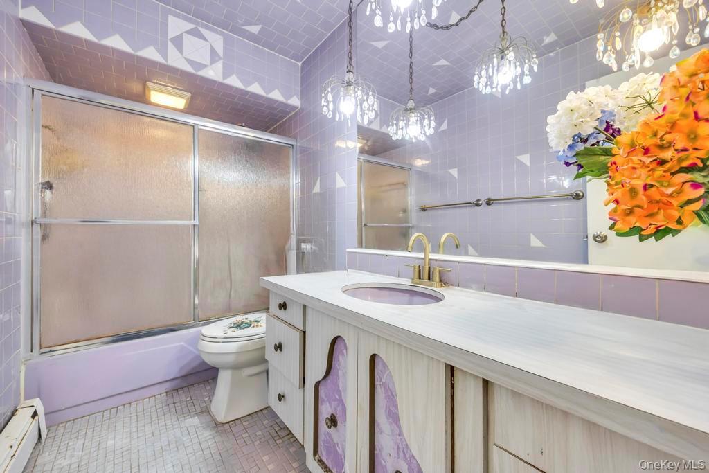 Single Family Martens Nassau County, NY 11580, MLS-910255-17