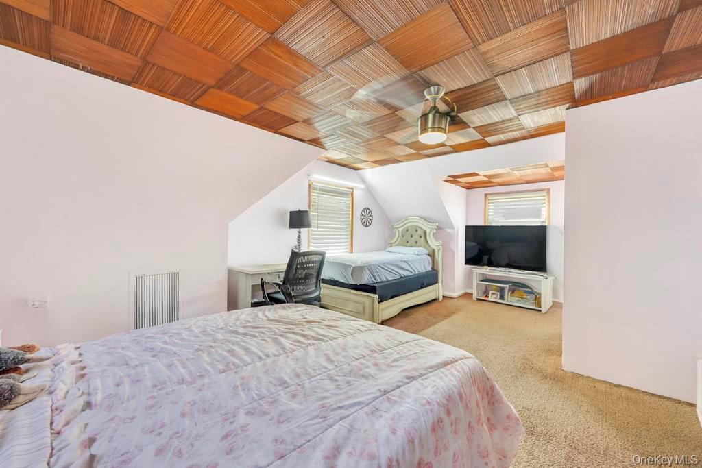 Single Family Martens Nassau County, NY 11580, MLS-910255-23