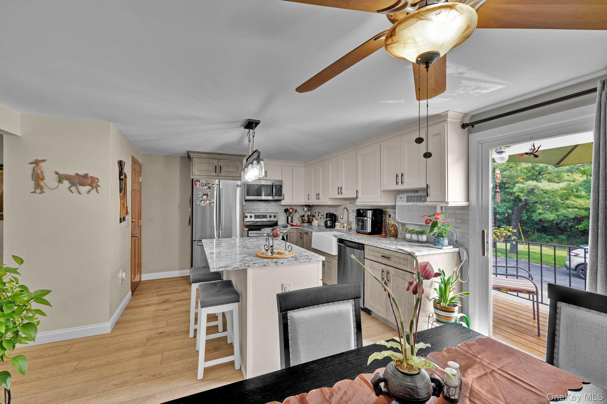 Single Family Parr Meadow Orange County, NY 12550, MLS-910259-11