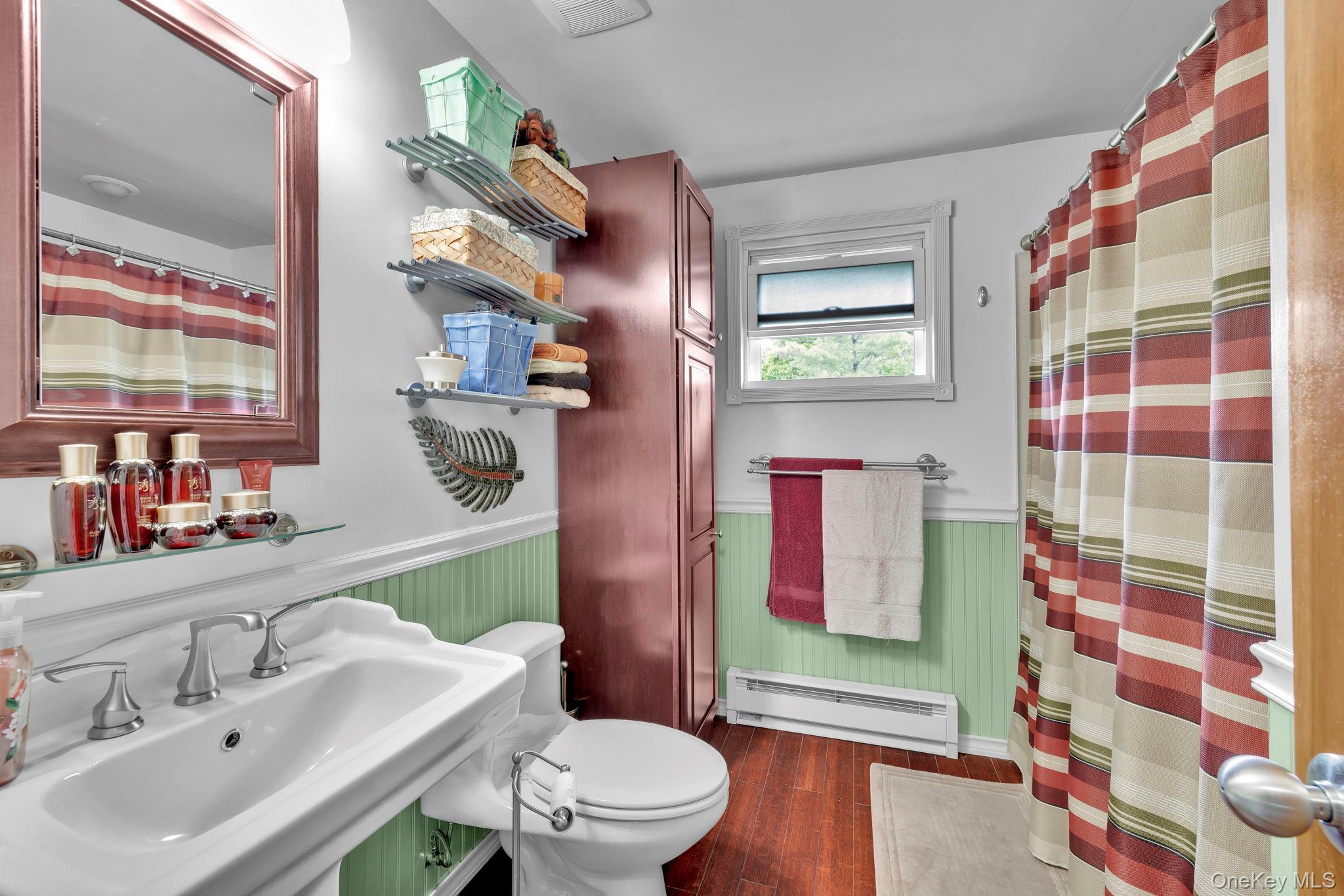 Single Family Parr Meadow Orange County, NY 12550, MLS-910259-17