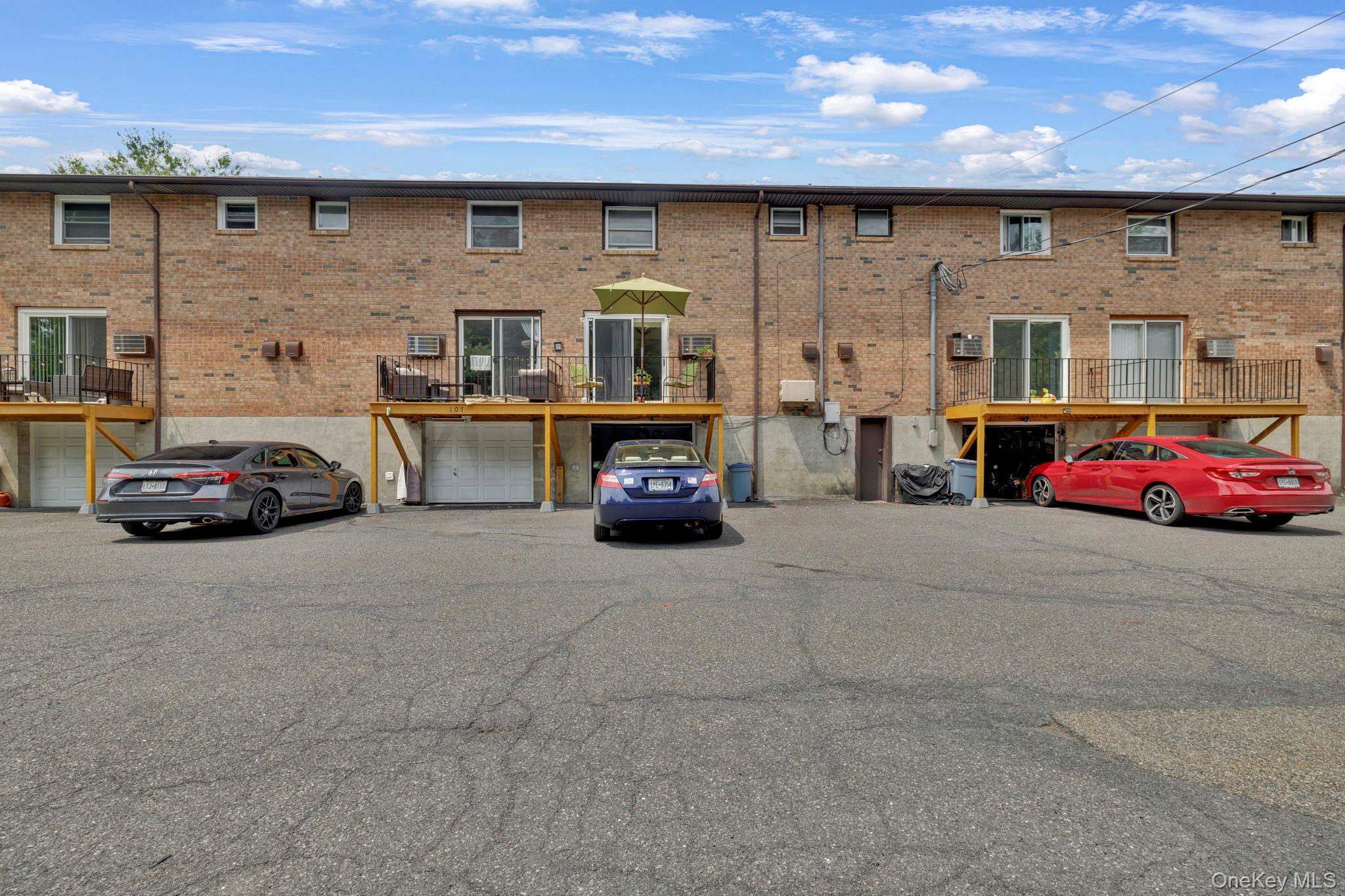 Single Family Parr Meadow Orange County, NY 12550, MLS-910259-20