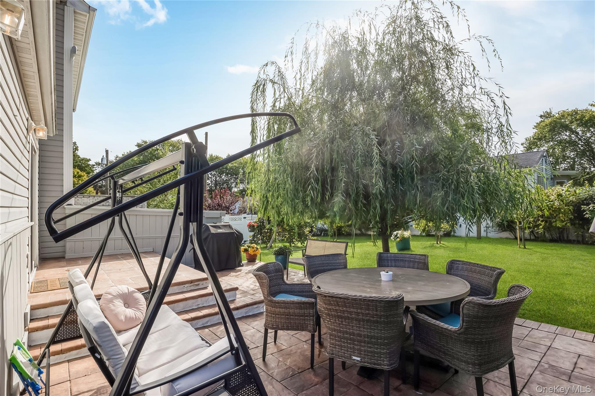 Single Family Hamilton Nassau County, NY 11735, MLS-910272-30