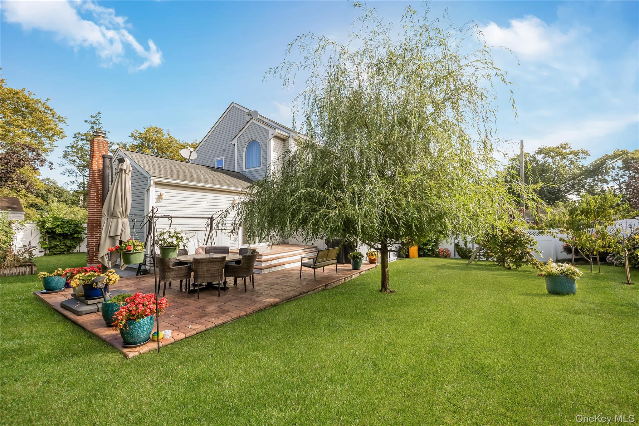 Single Family Hamilton Nassau County, NY 11735, MLS-910272-34