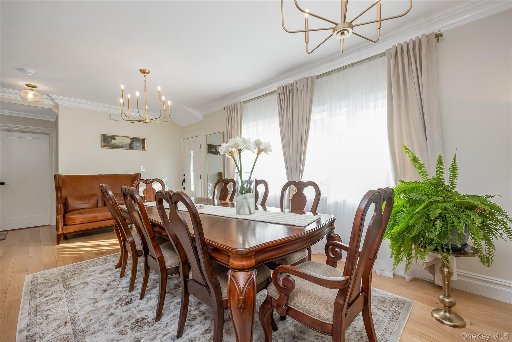 Single Family Hamilton Nassau County, NY 11735, MLS-910272-8