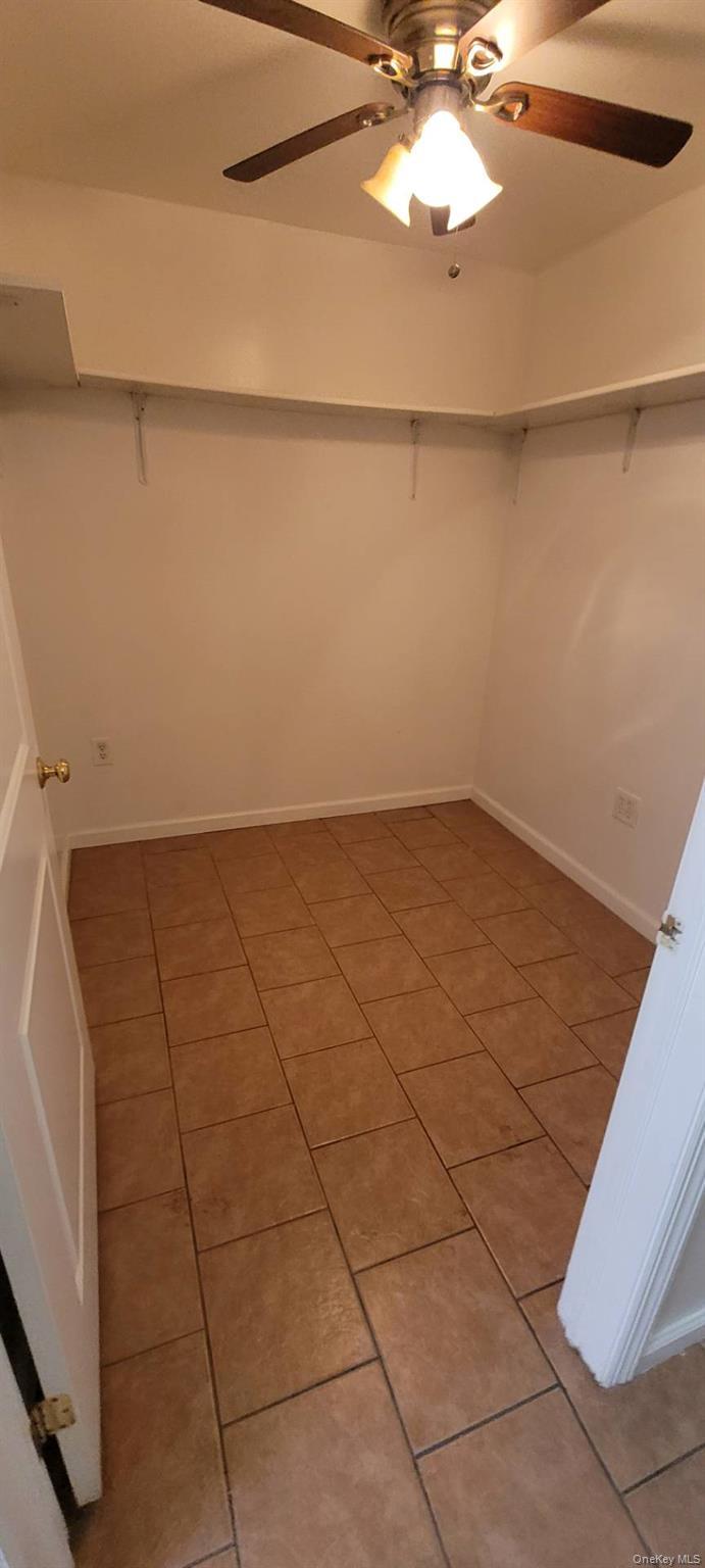 Commercial Lease Bathgate  Bronx, NY 10457, MLS-910281-4