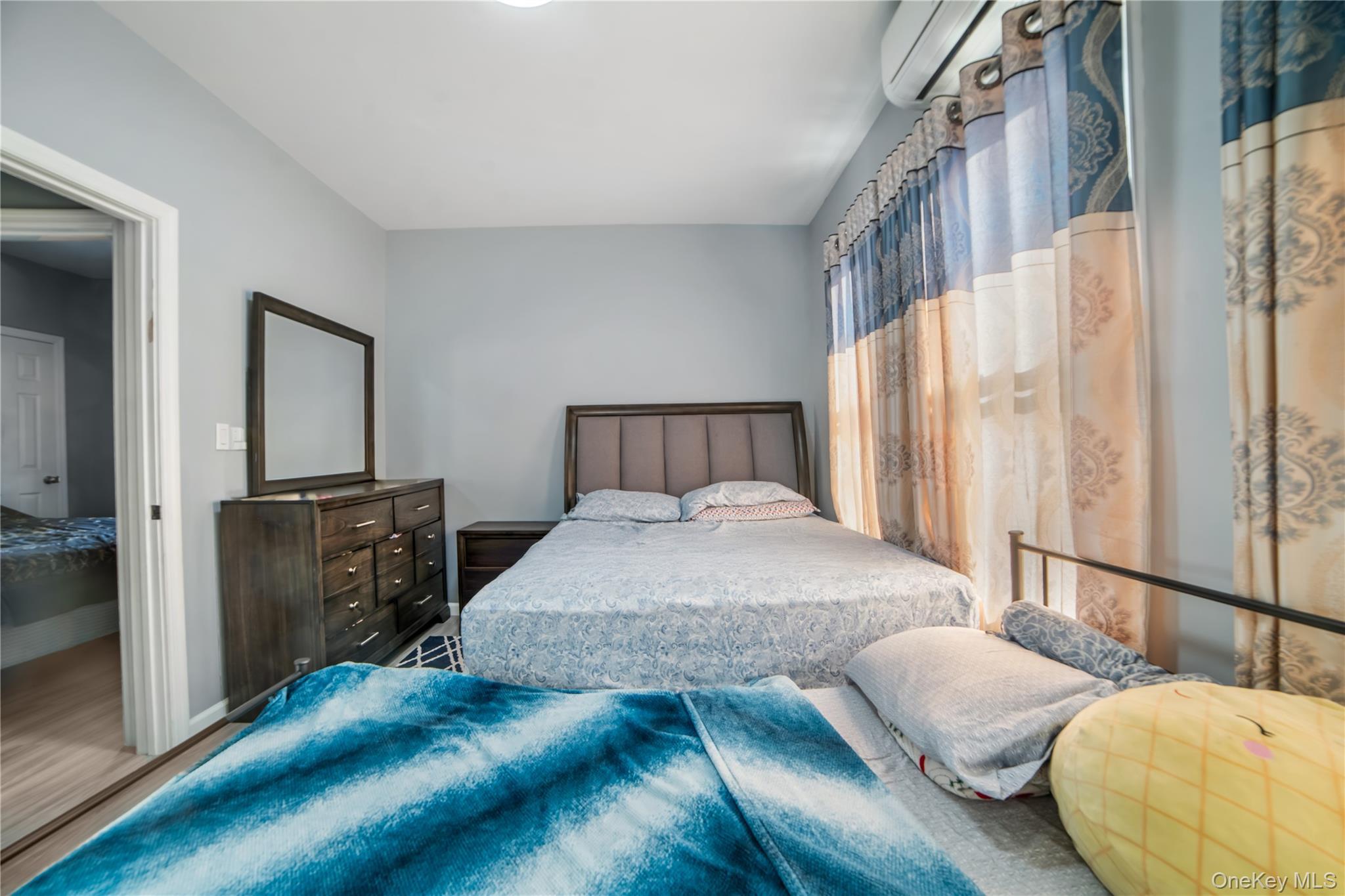 Single Family Willis  Nassau County, NY 11001, MLS-910299-14