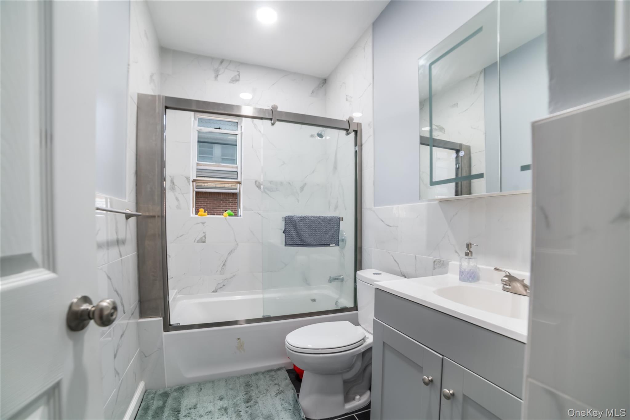 Single Family Willis  Nassau County, NY 11001, MLS-910299-17