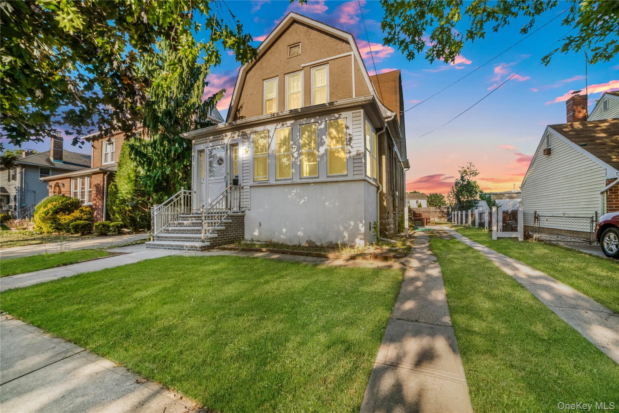 Single Family Willis  Nassau County, NY 11001, MLS-910299-28